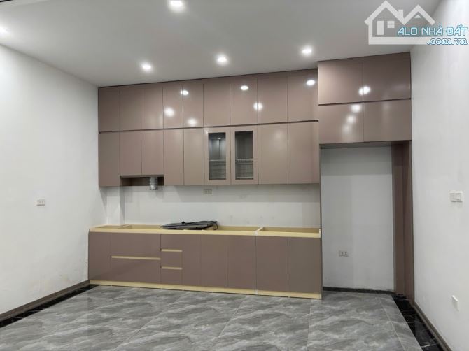Bán nhà Trần Cung, 38m nhỉnh 7tỷ, nhà mới, full nội thất, sát ô tô, gần công viên - 2