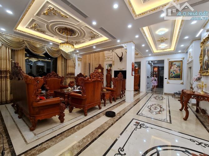 Bán biệt thự đẳng cấp nhất KĐT Việt Hưng, Long Biên. Nội thất, thang máý xịn, vị trí đẹp! - 2