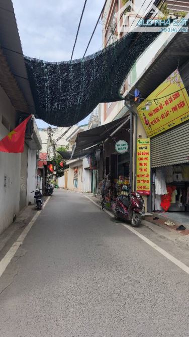 Bán đất tặng nhà đông la hoài đức 48m2. 5,5 tỉ - 2