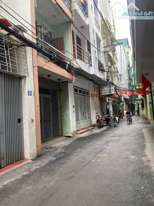 BÁN NHÀ DỊCH VỌNG CẦU GIẤY - LÔ GÓC - Ô TÔ KINH DOANH - NGÕ THÔNG - 54M2, HƠN 17 TỶ - 2