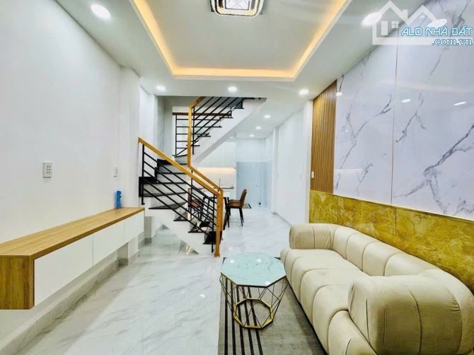 💥CHỦ DI CƯ BÁN GẤP 🏠 ĐẸP 30M2 HXH VUÔNG VỨC BÙI ĐÌNH TÚY P.24 BÌNH THẠNH 💰 CHỈ 4.X TỶ - 2