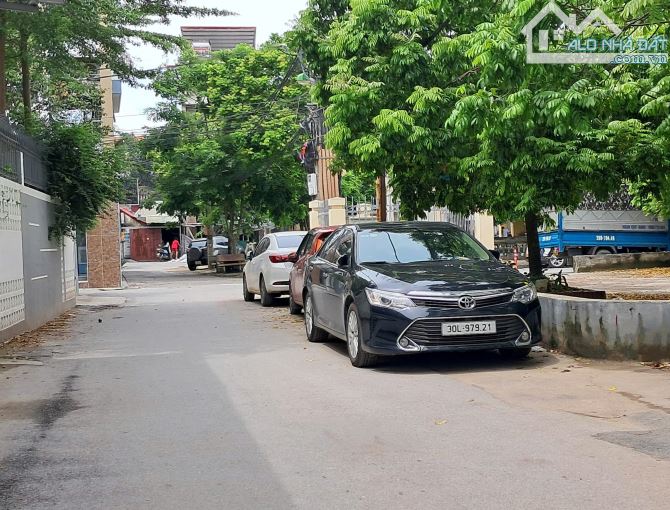 Bán đất Hữu Hưng, Tây Mỗ. Ngõ thông, oto qua. Bãi gửi xe gần nhà. Thửa đất đẹp để xây ở. - 2