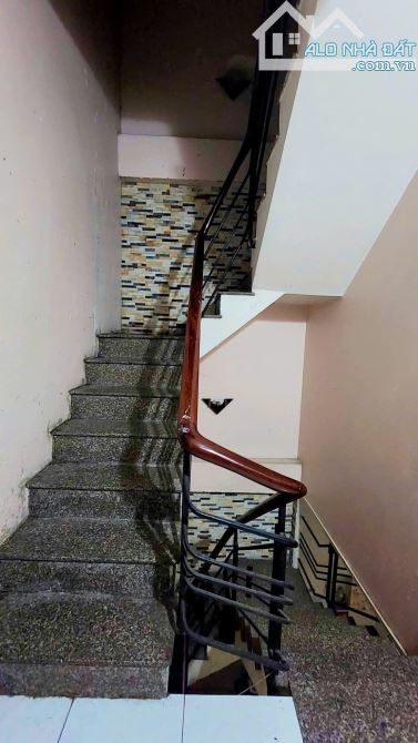 Bán nhà 4 tầng HXH Trần Quang Diệu Quận 3, 4,4x11m cn 46m2 chỉ nhỉnh 6 tỷ - 2