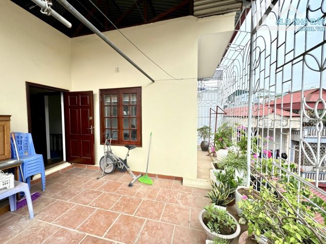 Bán nhà Thanh Xuân 64m 4 tầng MT 8.5m chỉ 10 tỷ chẵn - nhà rất thoáng, gần ô tô - 2