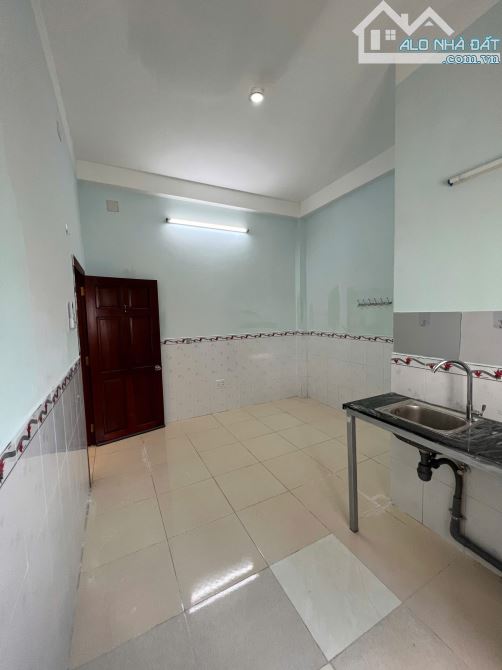 Cho thuê Phòng trọ ngay trung tâm Quận 10 - TP HCM - 2