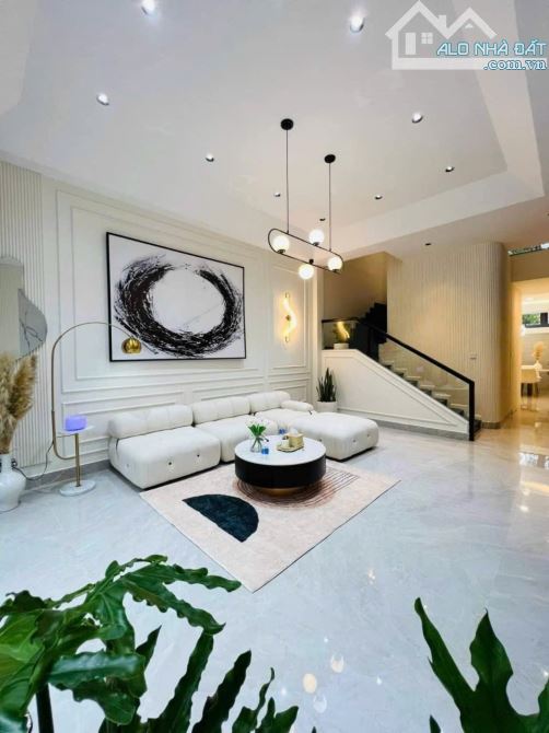Nhà đẹp tặng full nội thất - Khu Vip, cạnh công viên - Phan Huy Ích, GV - 2