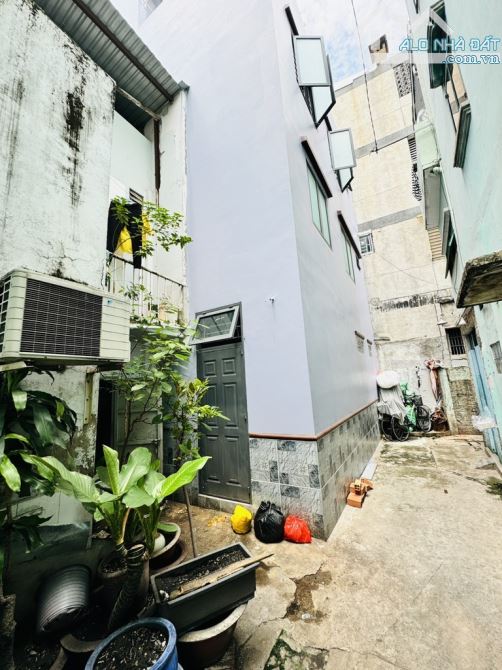 QUẬN 10 - HẺM XE TẢI THÔNG - HIẾM NHÀ BÁN - KHU HIỆN HỮU XÂY 5 TẦNG - 3.2X12M - CHỈ 6.7 TỶ - 2