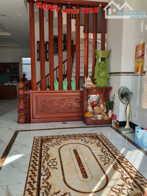 Bán nhà Phố Lụa 59m2 ngõ nông rộng oto thông kinh doanh sầm uất 13.6 tỷ - 2