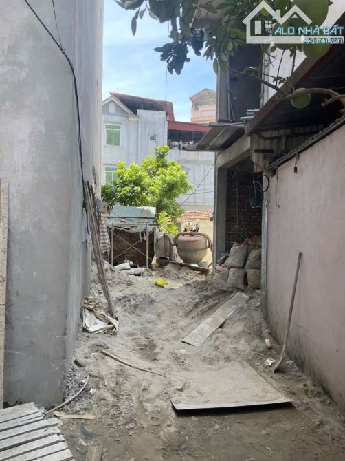 BÁN ĐẤT LAI XÁ-ĐH CÔNG NGHIỆP- NGÕ THÔNG-80M RA Ô TÔ ĐỖ-63M-6.5 TỶ có TL - 2