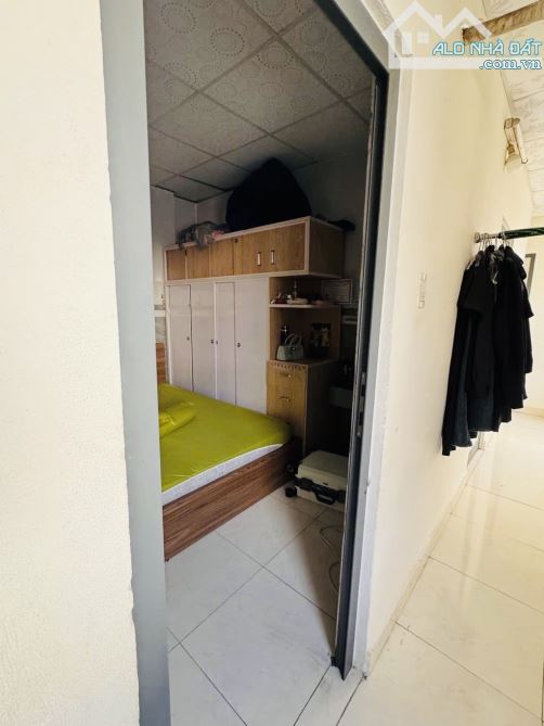 NHÀ KIỆT NGUYỄN CÔNG TRỨ – 71M2 – NGANG 16M – 2 TẦNG – GẦN BIỂN – 5.85 TỶ - 2