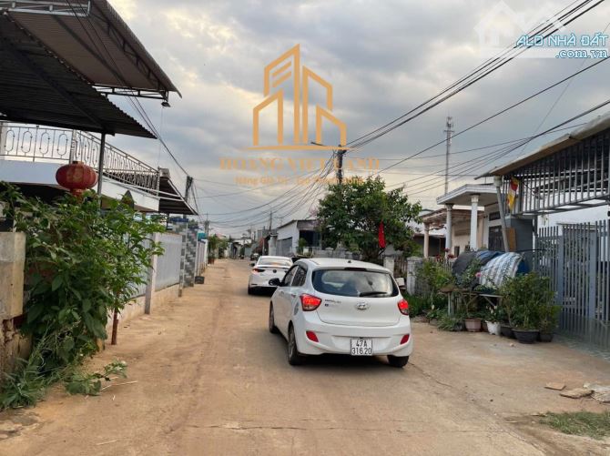 CẦN BÁN LÔ ĐẤT HẺM 111 PHẠM VĂN ĐỒNG, P.TÂN HÒA, DT:5x31m - GIÁ:2,5 TỶ - 2