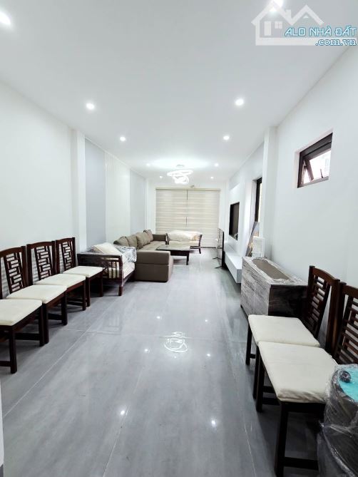 6 TẦNG-LÔ GÓC 2 MẶT THOÁNG - THANG MÁY - GARA Ô TÔ - ĐỂ LẠI NỘI THẤT ĐANG CÓ 46.6m2  🌻giá - 2