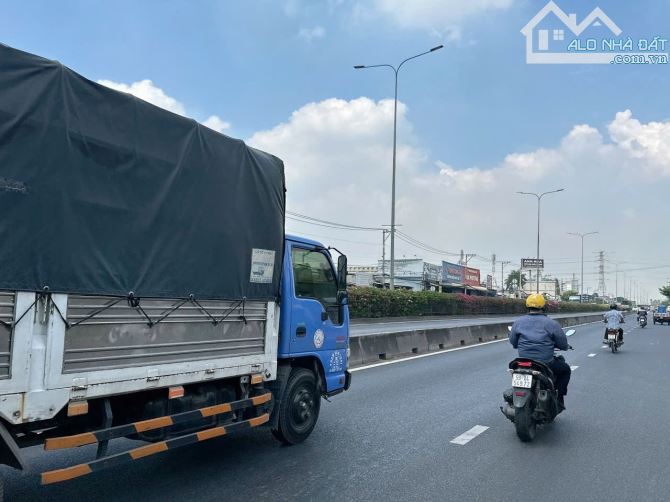 Bán nhà xưởng MTKD Võ Thị Thừa An Phú Đông Q12 1309m2 (17 x 77) 4 tầng chỉ 46.5 tỷ. - 2