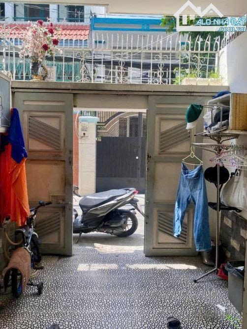 BÁN NHÀ 2 MẶT HẺM CMT8 – VIP QUẬN 10 – HẺM XE HƠI-48m2(3 x 16m)-4PN-CHỈ 8.4 Tỷ TL - 3