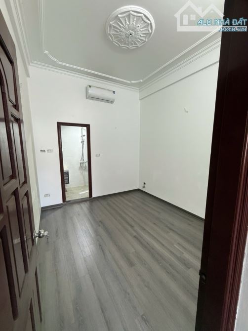 PL PHẠM TUẤN TÀI – VỈA HÈ – THU 60TR/TH – 8T THANG MÁY – 60M² – 29 TỶ (2ĐCG2530166) - 3