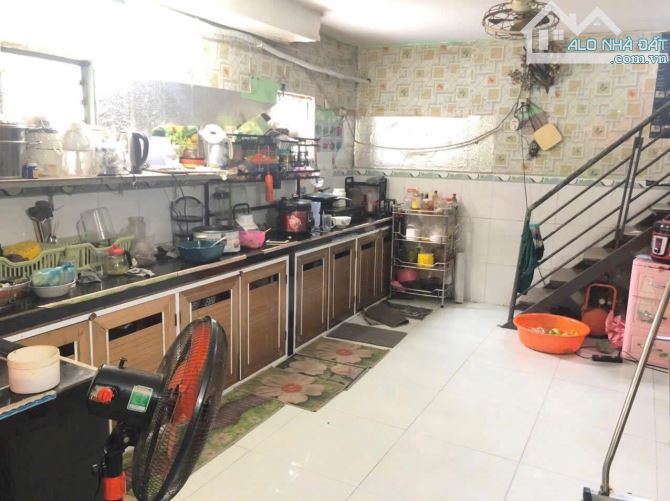 BÁN NHà GẦN TRƯỜNG TÂN HOÀ -  TẶNG CHIẾC XE ĐIỆN MỚI 100% CHO KHÁCH NHANH TAY. - 3