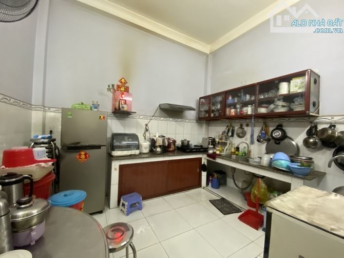 Bán gấp nhà đẹp ở ngay NTKD chợ Bùi Minh Trực, xe hơi ngủ nhà, 48m2, SHR, HCĐ, chỉ 11,5 tỷ - 3