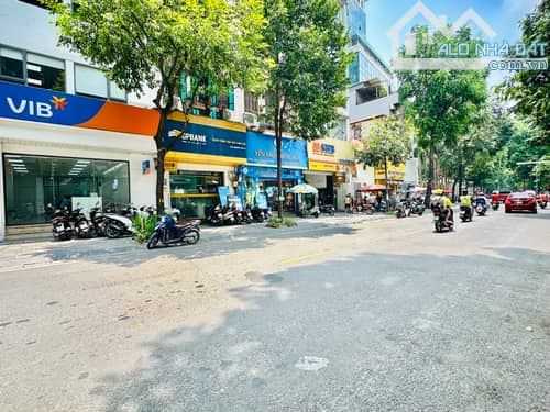 tòa nhà phố lò đúc 251 m2 cho ngân hàng thuê