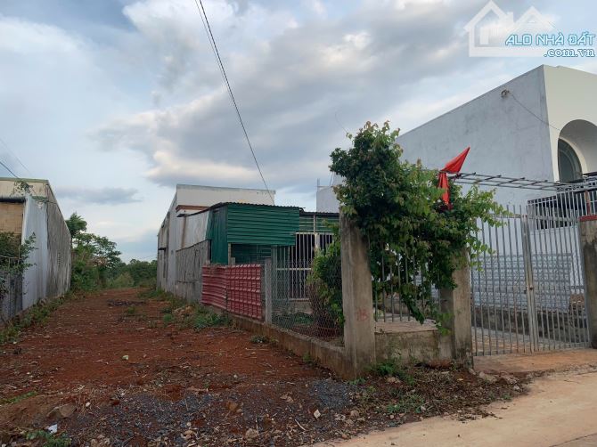 BÁN ĐẤT TẶNG NHÀ CẤP 4 NGAY HẺM CẤP 1 NGUYỄN THỊ ĐỊNH GIÁ SIÊU RẺ - 3