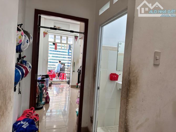🔥 CÁCH HUỲNH TẤN PHÁT 50M - HẺM 3M GẦN KHU HÀNH CHÍNH QUẬN 7 -61M² - 2 LẦU - CHỈ 5,7TỶ - - 3