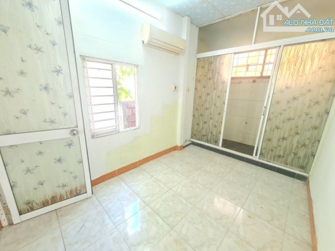 ♣ Kiệt 2.5m thẳng 30m ra Ông Ích Khiêm, 25m2, 2 tầng cứng sạch, nhỉnh 2 tỷ - 3