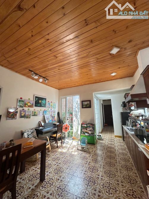 Bán nhà nội thất gỗ kiềng kiệt Oto Nguyễn Trường Tộ Cách Mặt tiền chỉ 40m - 3