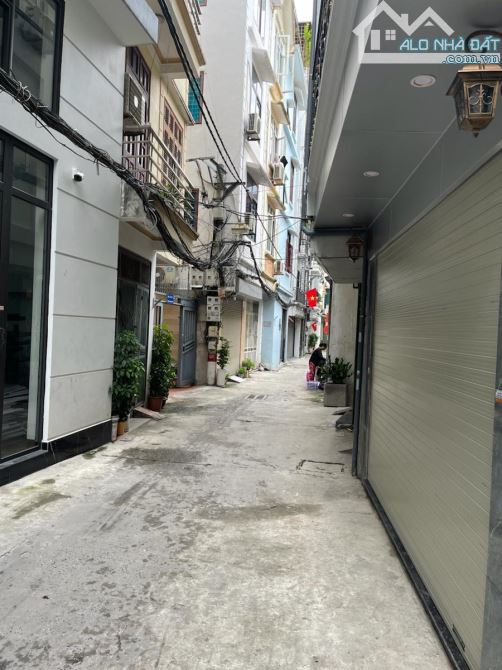 HIẾM CÓ !!!BÁN NHÀ GẤP ĐỊNH CÔNG THƯỢNG 30M 6 TẦNG – NHÀ ĐẸP – Ô TÔ VÀO TẬN NHÀ 7,7 TỶ , - 3