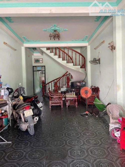 NHÀ 3 TẦNG GIÁ 8,35 TỶ , MT ĐƯỜNG HỒ TÙNG MẬU LIÊN CHIẾU ĐÀ NẴNG - 3