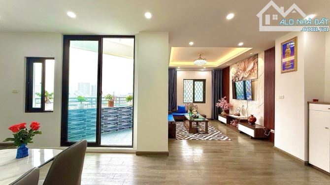 Bán căn hộ B6A Nam Trung Yên, tầng cao, căn góc, nội thất cao cấp. - 3