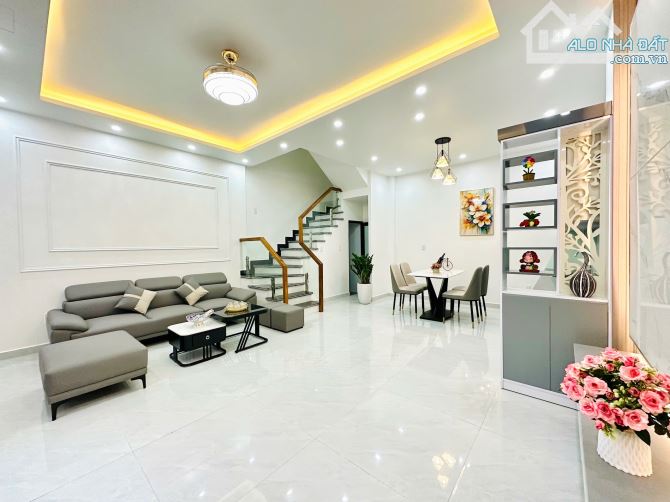 Nhà 4 tầng xây mới ngõ nông Chợ Hàng Cũ ngay Ngã 3 Bốt Tròn - 3