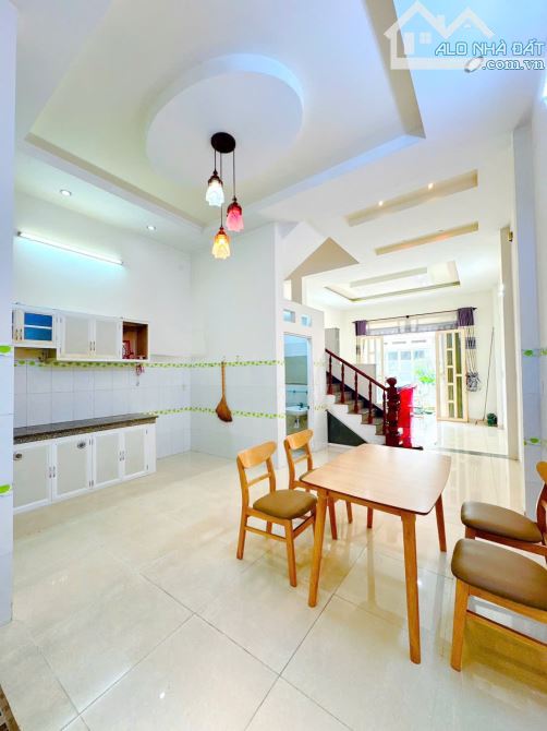 Vị Trí Đẹp Ngang 5 x 12m 2 Lầu 3PN Đường Lê Văn Quới Hẻm 6m đẹp - 3