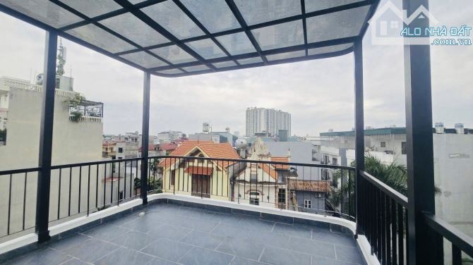 Trương Định - 37m2 - 5 Tầng - OTO đỗ cửa - 30m ra mặt phố - Hơn 8.1 tỷ có thương lượng - 3
