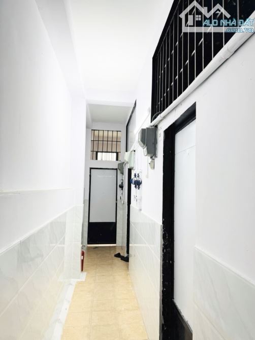 NHÀ MẶT TIỀN KD-KHU TÊN LỬA-88M2-3TẦNG-13 PHÒNG-THU 30TR/TH-HC ĐỦ-CHỈ 6.X TỶ - 3