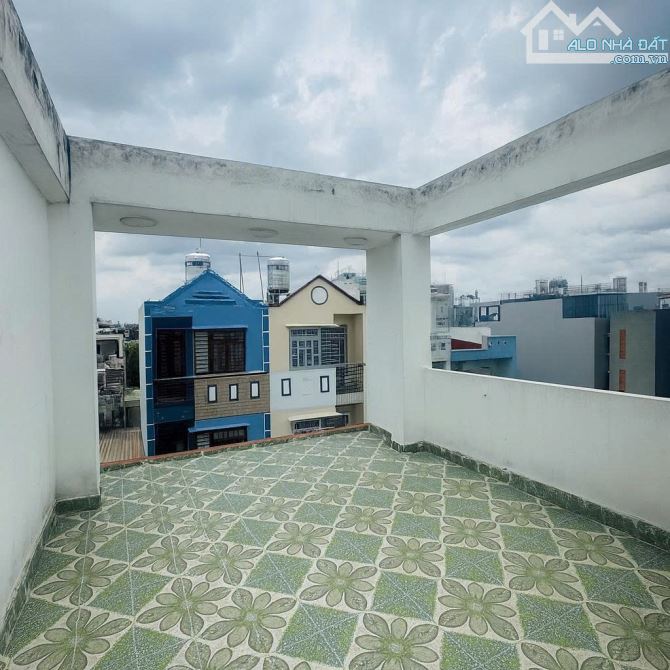 Hẻm xe tải quay đầu, 4 tầng mới đẹp, gần Emart 2 Gò Vấp, Chỉ 6 tỷ hơn - 3