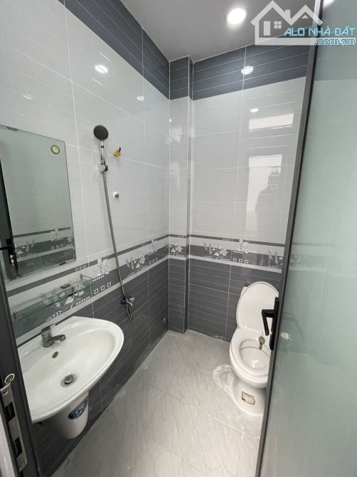 NHÀ TRỆT MỚI, HẺM 3 GÁC, 41,3M2, 2PN, CHỈ 3,55 TỶ, SỔ RIÊNG, NGAY PHÚ MỸ HƯNG, QUẬN 7 - 3