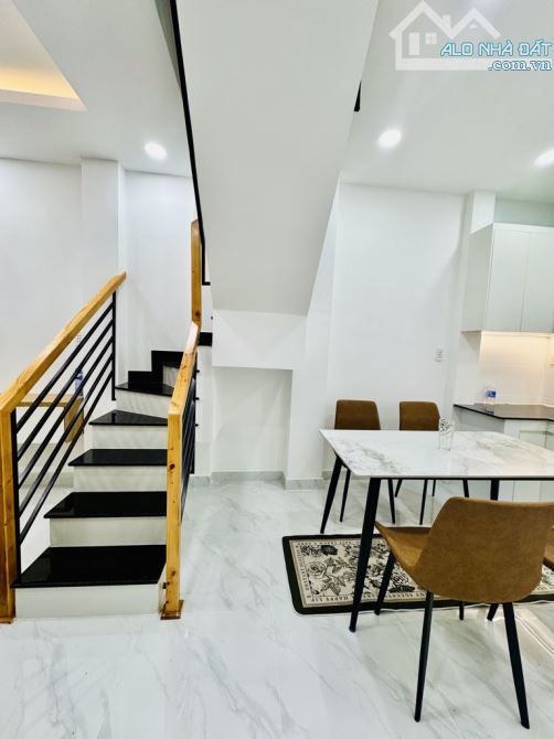 💥CHỦ DI CƯ BÁN GẤP 🏠 ĐẸP 30M2 HXH VUÔNG VỨC BÙI ĐÌNH TÚY P.24 BÌNH THẠNH 💰 CHỈ 4.X TỶ - 3