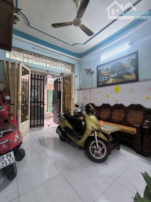 BÁN GẤP NHÀ HẺM OTO TRẦN VĂN QUANG, 4x10, 4 Tầng, 4Pn, Giá 6 tỷ nhỉnh. - 3