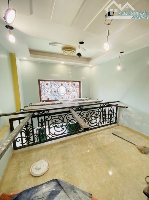 Lưu Hữu Phước, nhà mới 4 tầng BTCT, 43m2, dân cư hiện hữu, không ngập nước, SHR - 3
