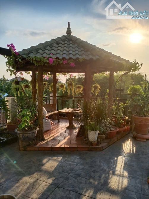 Bà ĐIểm(HM) bán nhà 3 tầng ngang 4m nở hậu mt đường Nguyễn Ảnh Thủ giá 13,4tỷ - 3