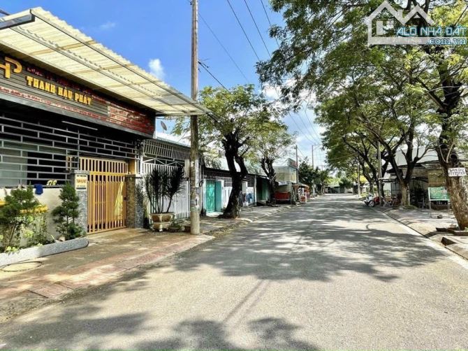 CẦN BÁN BIỆT THỰ  trong khu dân cư LAN ANH 4, XÃ Hoà Long, Thành Phố Bà Rịa, Giá: 3tỷ150tr - 3