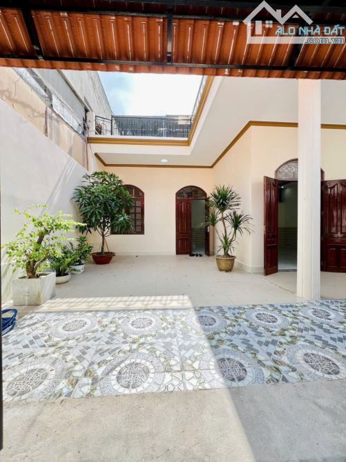 Biệt Thự Mini 150m² – Sân Ô Tô Rộng – SHR Riêng – Trung Tâm Tân Đông Hiệp – Giá 4,8 Tỷ - 3