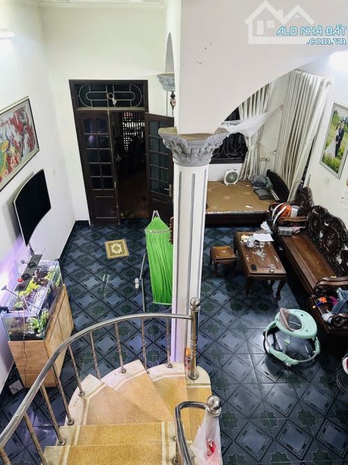 70m2 NHÀ 3 TẦNG, DÂN XÂY, LÔ GÓC 3 THOÁNG, PHÂN LÔ Ô TÔ, KINH DOANH SẦM UẤT, SỔ HOA HẬU, G - 3