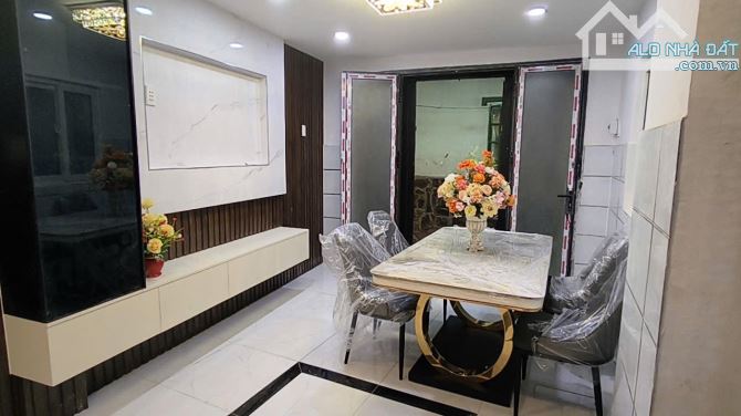 Nhà Đẹp Quận 10-30M2-3 Tầng- 3PN-HXH🚗- Giá Hơn 4Ty TL - 3