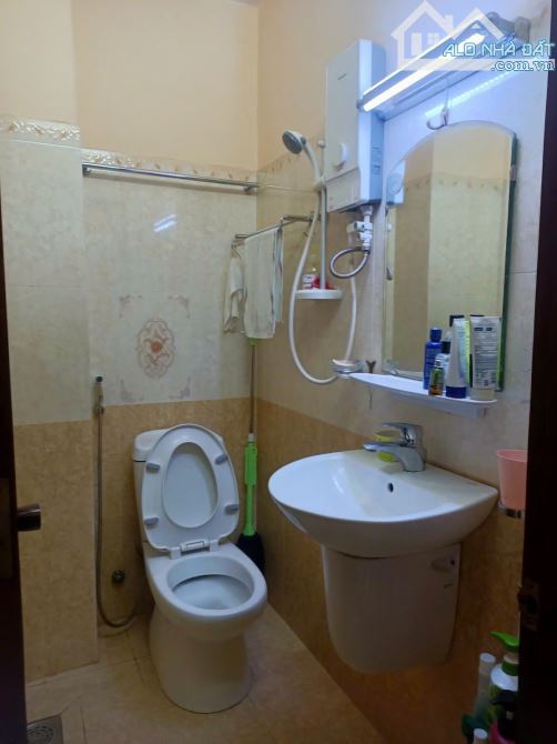 ⭐Cần bán nhà 4 tầng chính chủ xây Tâm huyết sát mặt tiền CMT8 p13 quận 10 - 4