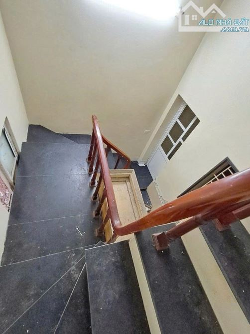 MẶT ĐƯỜNG BƯỞI - DTSD 40M2 - 4 TẦNG - VỈA HÈ KINH DOANH