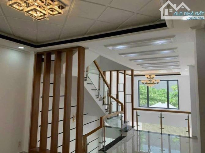 Cho Thuê nhà 5 Tầng  Gần Chợ Long Trường Khu Đông Tăng Long - Chỉ 10 triệu/tháng. - 4