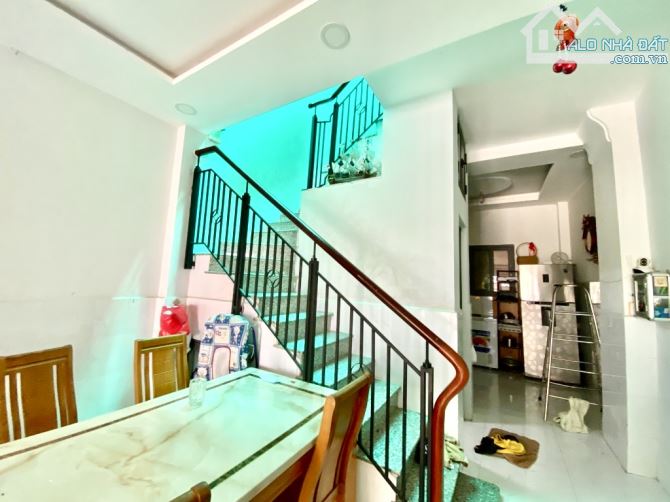 Nhà 2 Tầng DT:48m2 Huỳnh Tấn Phát P. Bình Thuận  q7 chỉ 6,8 Đồng thương Lượng - 4