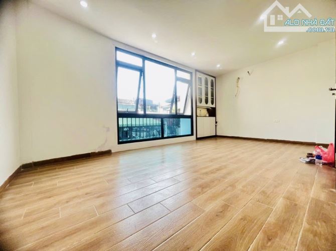 BÁN NHÀ LINH QUANG ĐỐNG ĐA 45m 6T Mt 5.5m GIÁ 8.5 TỶ THANG MÁY NGÕ THÔNG KINH DOANH - 4