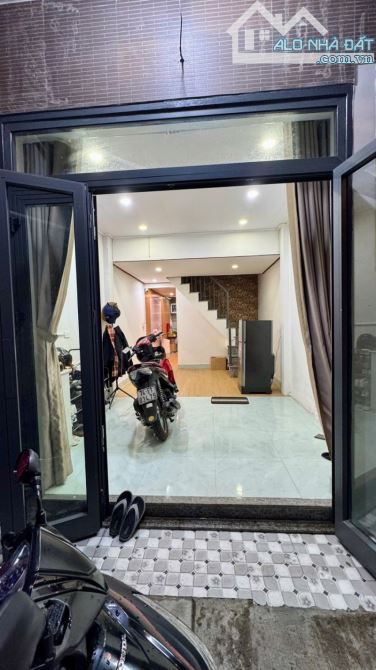 ► Nhà Kiệt gần đường Điện Biên Phủ, 41m2, 2 tầng sạch đẹp, 2.x tỷ - 4