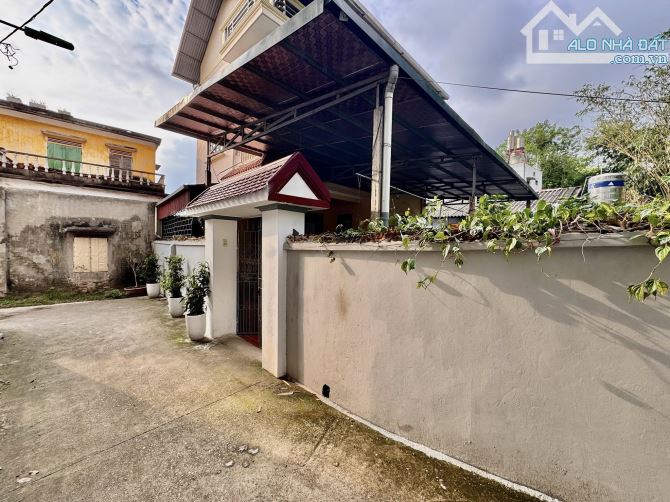 BÁN NHÀ 3 TẦNG LIÊN MẠC – 202M² – NGÕ Ô TÔ – LÔ GÓC – MT 18.3M – 25.8 TỶ - 4
